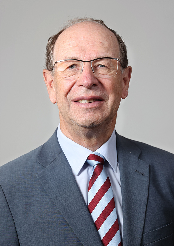 Portrait Dr. Franz Obermeyr